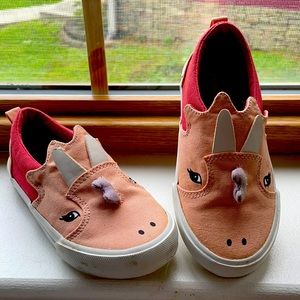 Old Navy kids dino shoes sz 9